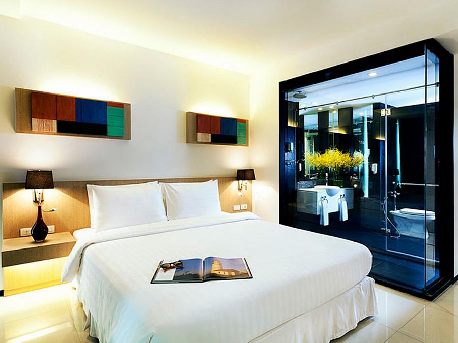 Vic 3 Bangkok Hotel Esterno foto